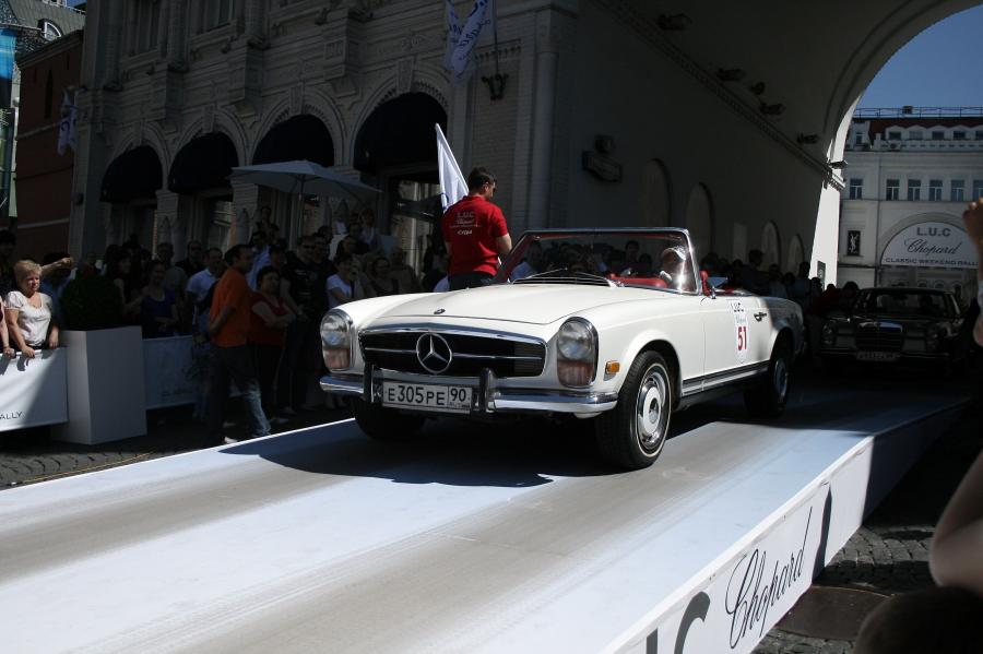  Mercedes-Benz 280 SL Pagoda Roof 1963 года  (фото 6 из 17)